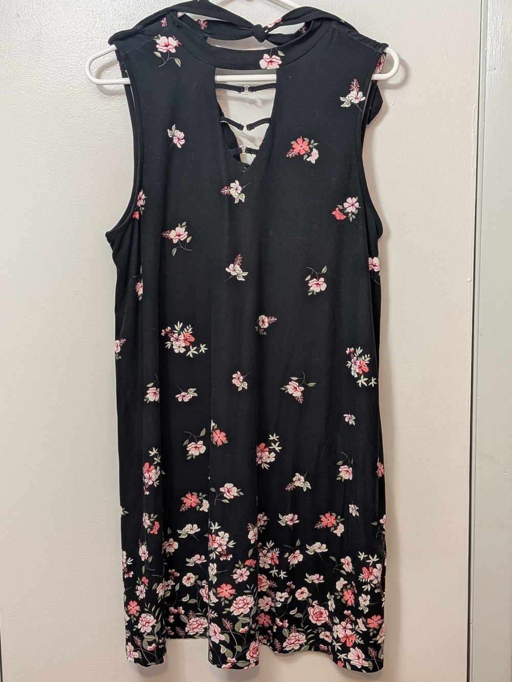 No Boundaries Black Floral Midi Dress Tie Neck Back Strappy Front Size XL 15/17